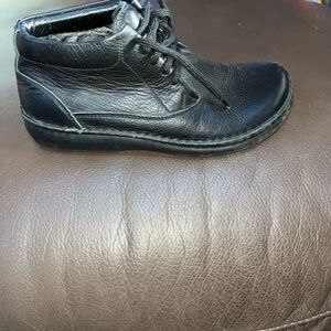 Sleek Black Chukka Boots for Women